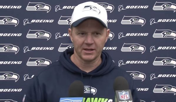 Seahawks reportedly fire offensive coordinator Darrell Bevell