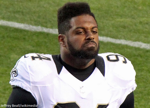 New Orleans Saints' Cam Jordan jabs referees after blown fumble call