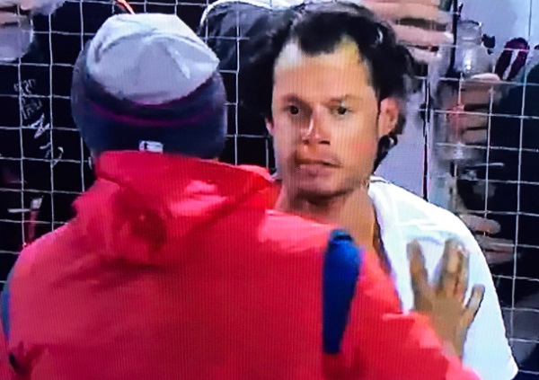 Suspended Joe Kelly enjoys fan's eye view of Fenway Park 