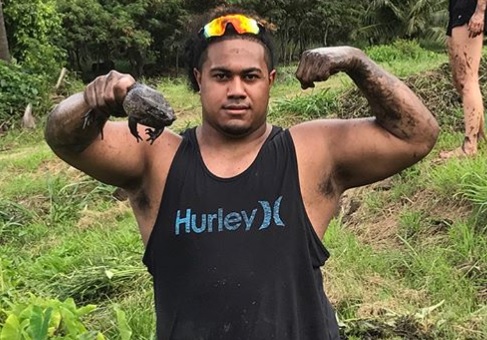 Vita Vea | Essential T-Shirt