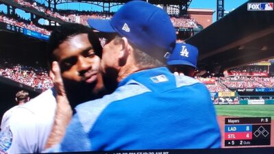 Yasiel Puig Turner Ward kiss
