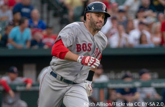 Red Sox OF J.D. Martinez: MLB offseason is 'embarrassing for baseball