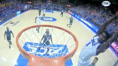 Zion Williamson dunk