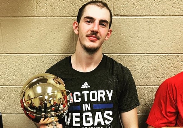 The journey of Alex Caruso and that headband – Grand Headbands