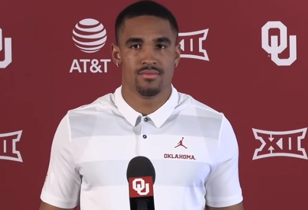 jalen hurts stats oklahoma