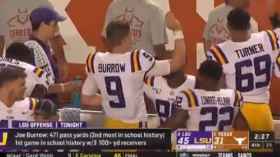 Joe Burrow wave