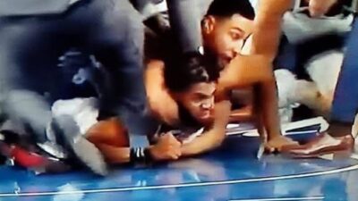 Ben Simmons Karl Towns tap