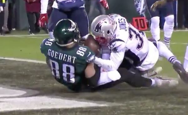 Dallas Goedert End Zone Touchdown Philadelphia Eagles