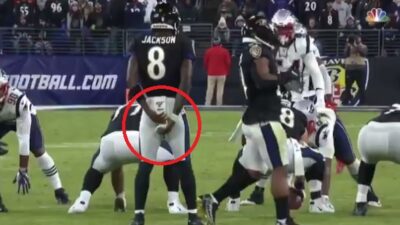 Lamar Jackson towel