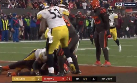 Steelers troll Browns with game ball presentation after revenge win