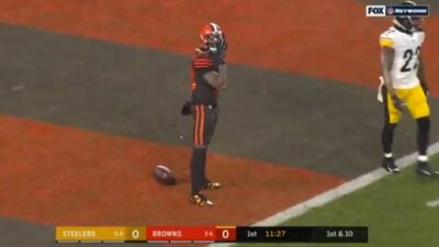 Odell Beckham yawn