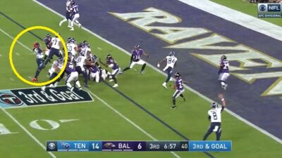 Derrick Henry jump pass