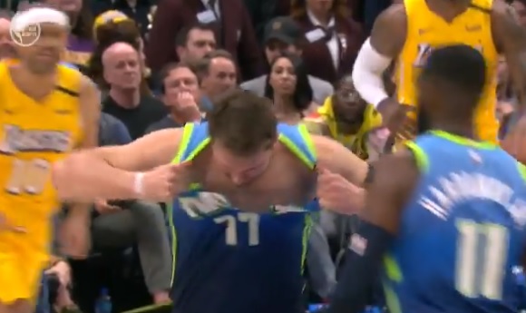 Video: Luka Doncic rips his jersey after missing free throws