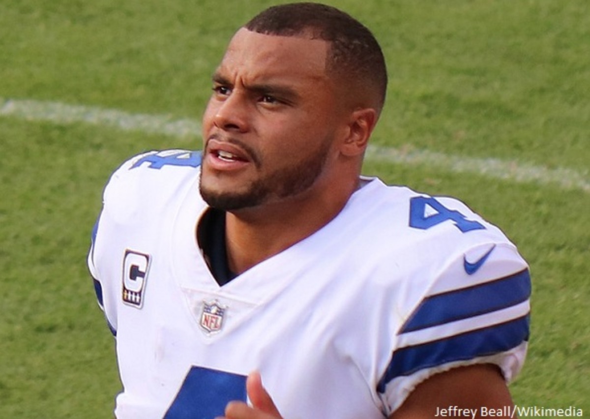 Dak Prescott, girlfriend Natalie Buffett show off Halloween costumes