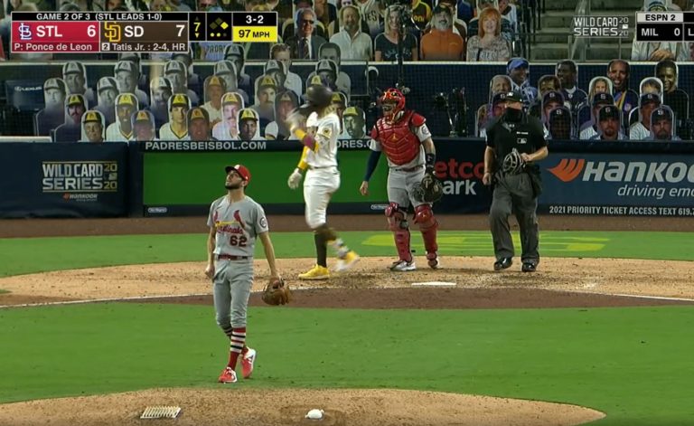 Fernando Tatis Jr., Manny Machado have massive bat flips after home runs