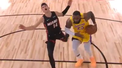 Tyler Herro flop LeBron James