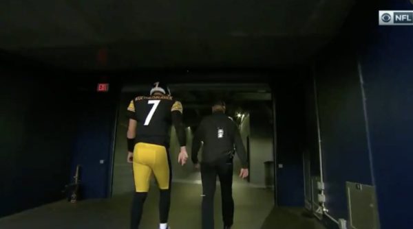 Ben Roethlisberger limp