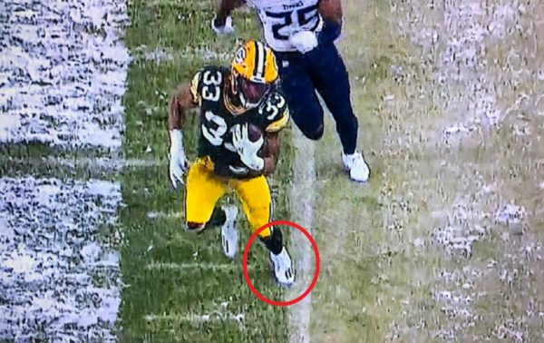 Aaron Jones sideline out of bounds