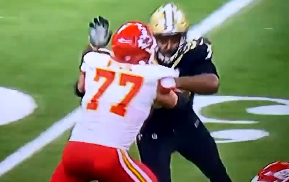 Saints DE Cameron Jordan ejected for punch to Chiefs' Andrew Wylie