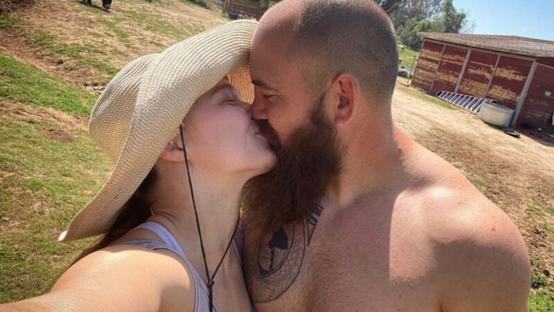 Ronda Rousey Travis Browne