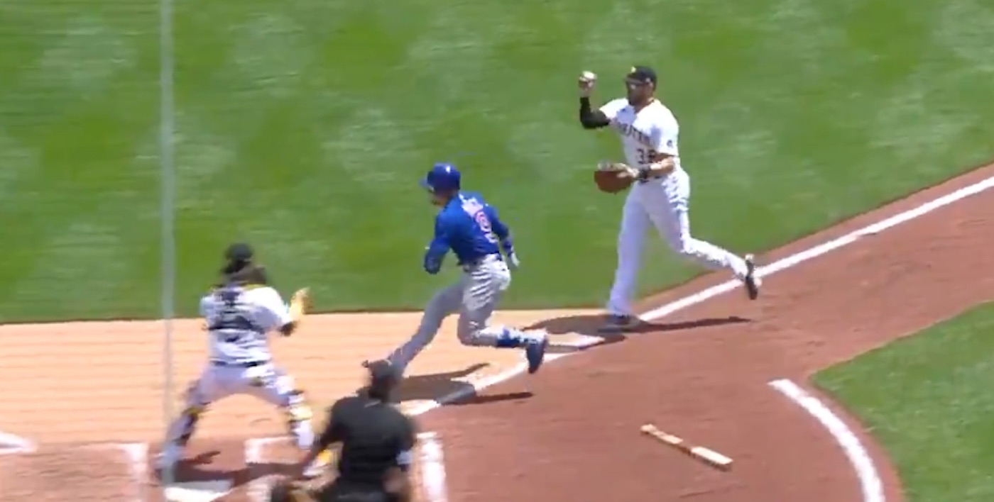 Video: Cubs Score After Javier Baez Involved in Bizarre Rundown