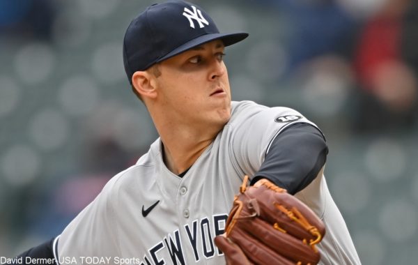 Trevor Bauer responds after Mauricio Dubon uses his sword celebration