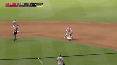 Manny Machado slide