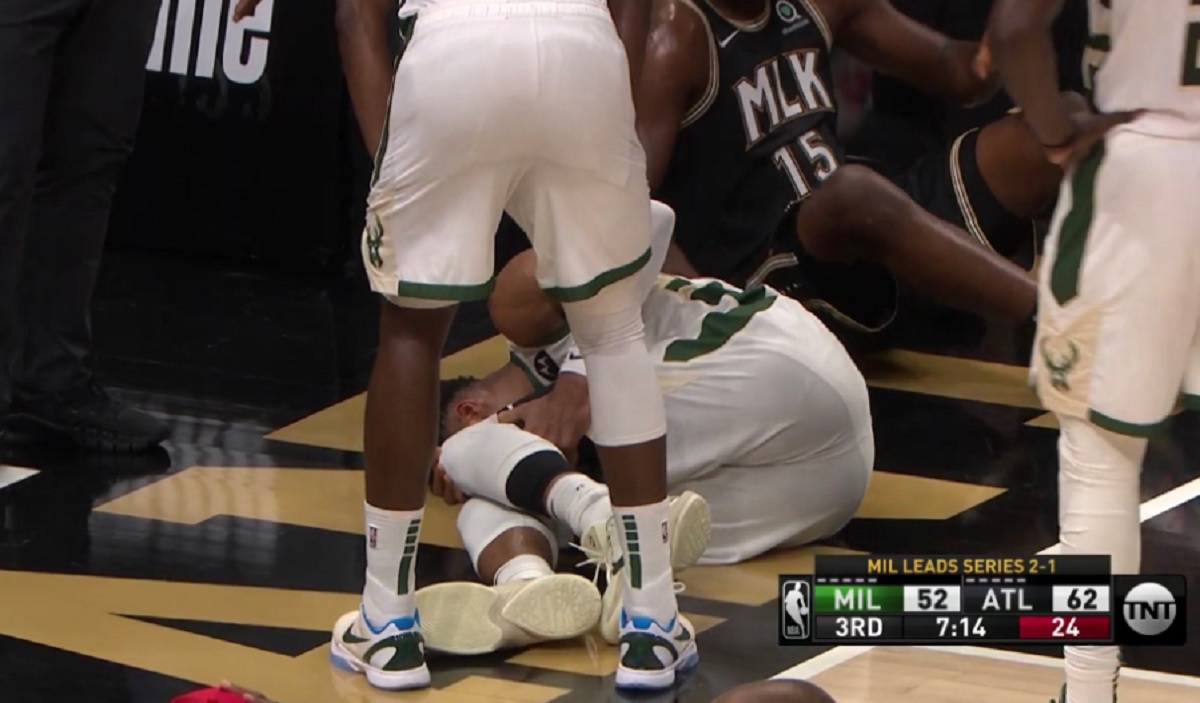 Giannis Antetokounmpo avoided serious ligament damage in left knee