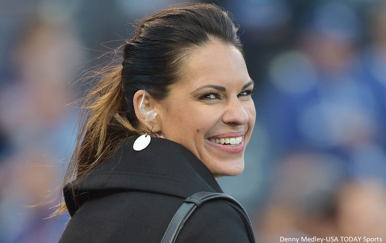 Jessica Mendoza, Adrián González, José Mota join Dodgers' TV