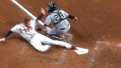 Freddie Freeman home plate