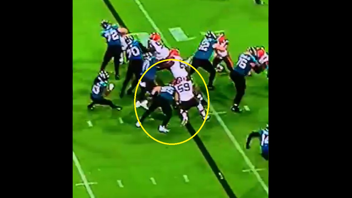 Video: This Tim Tebow block attempt had fans laughing ...