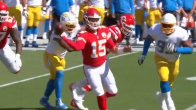 Patrick Mahomes no look