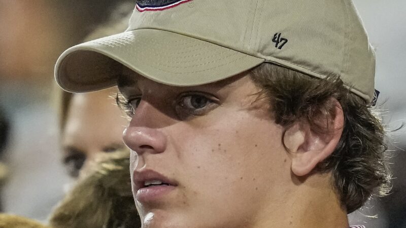 Arch Manning wearing a Georgia hat