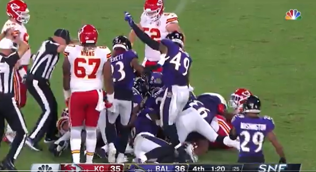 Baltimore Ravens defeat Kansas City Chiefs after Clyde Edwards-Helaire's  late-game fumble