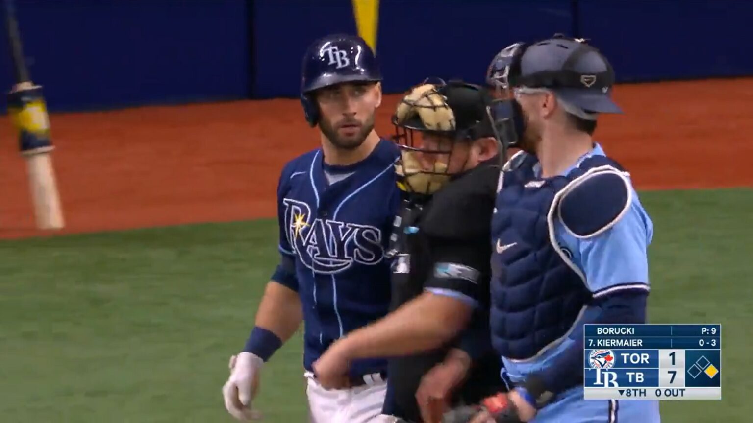 Video Blue Jays Throw At Kevin Kiermaier Over Card Incident