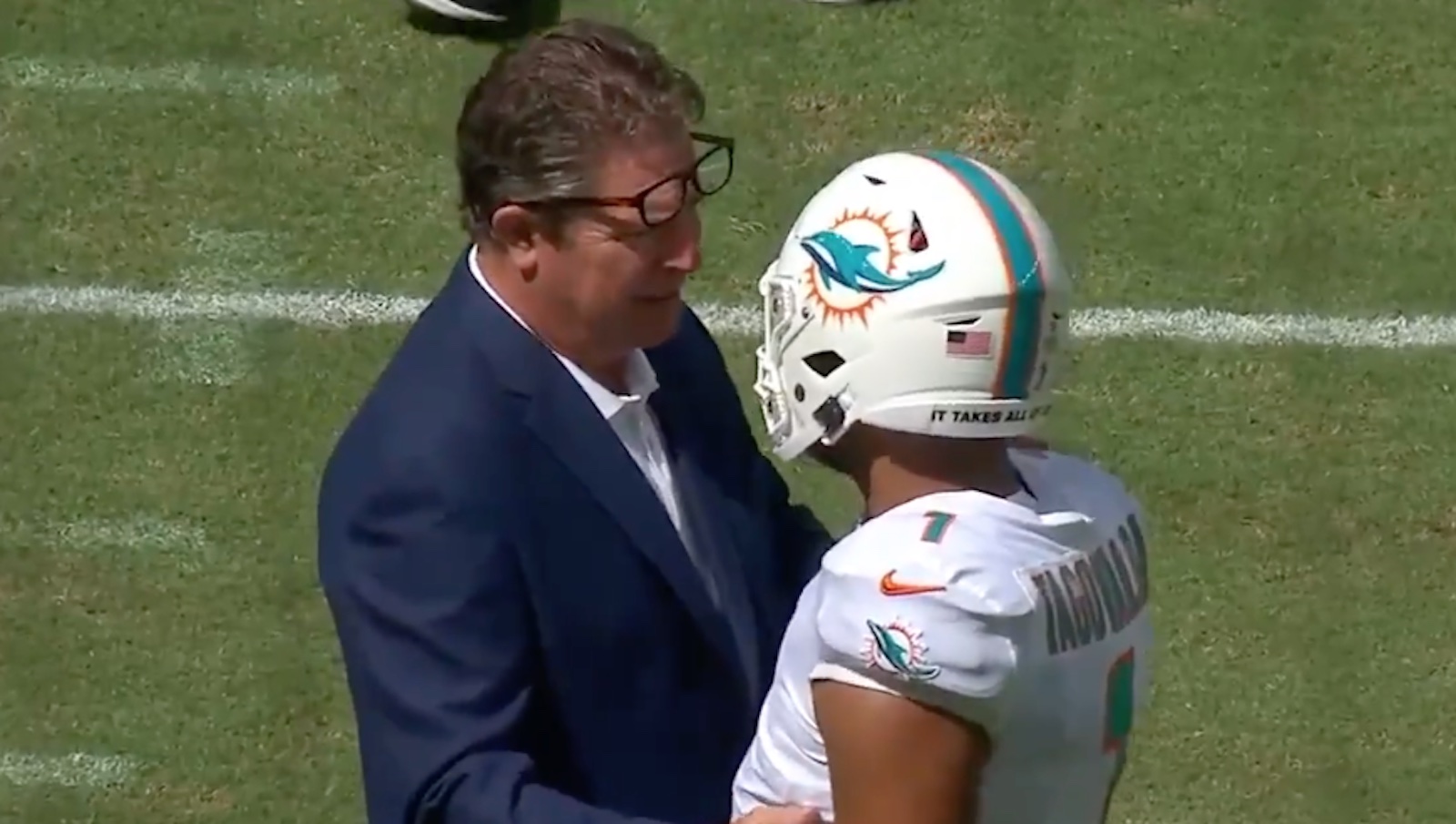 Dolphins legend Dan Marino explains why he's 'really excited' about Tua  Tagovailoa's future in Miami 