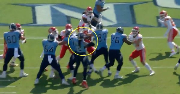 derrick henry touchdown pass