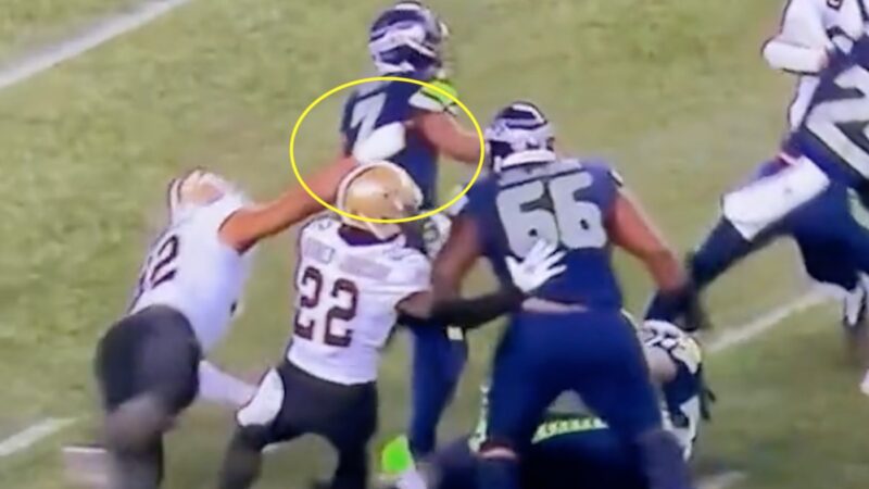 Marcus Davenport penalty