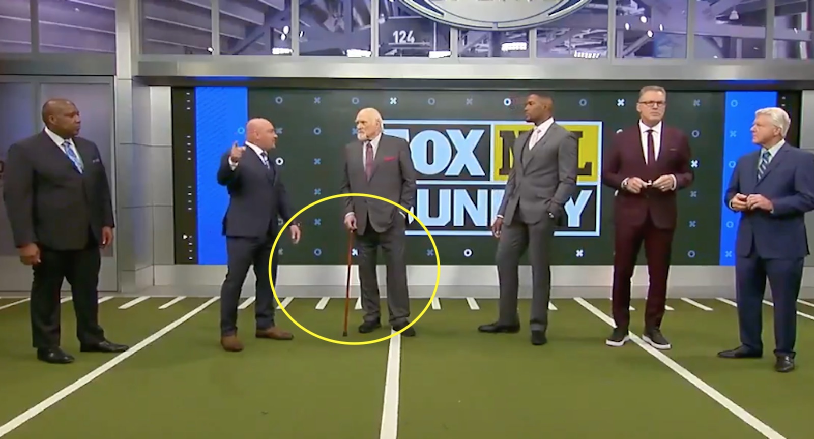 Where was Terry Bradshaw? FOX host recovering from knee surgery