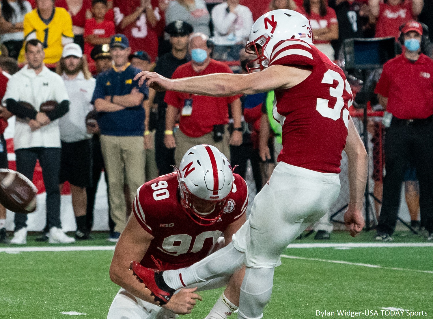 Nebraska kicker Connor Culp faces media in heartbreaking video