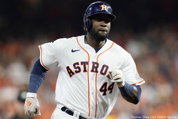 Yordan Alvarez runs