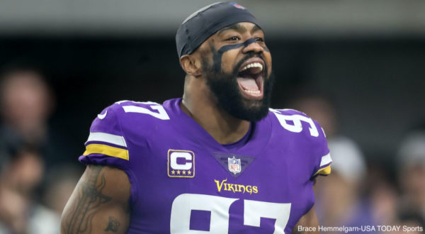 Everson Griffen celebrates with Vikings