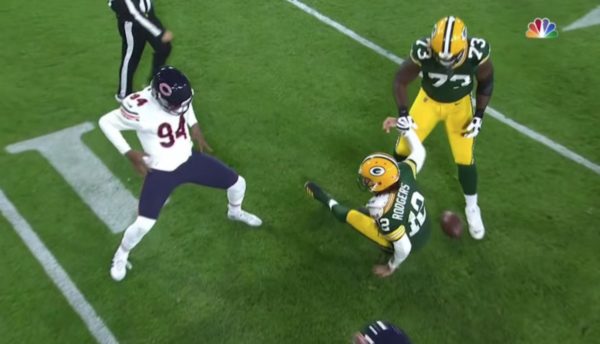 Robert Quinn mocks Aaron Rodgers