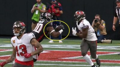 Tom Brady throws a brutal pick-six