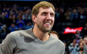 Video Dirk Nowitzki Cracks Funny Joke At Jersey Retirement Ceremony