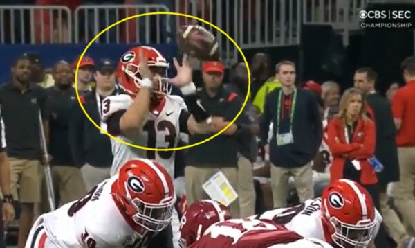 Stetson Bennett fumbles