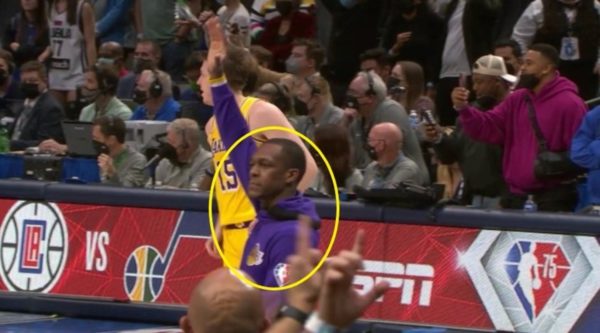 Rajon Rondo waving goodbye