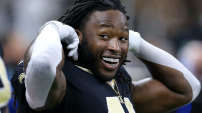 Alvin Kamar smiles during a game