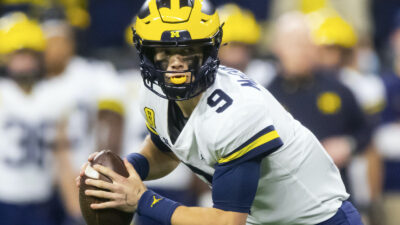 JJ McCarthy gets ready to throw