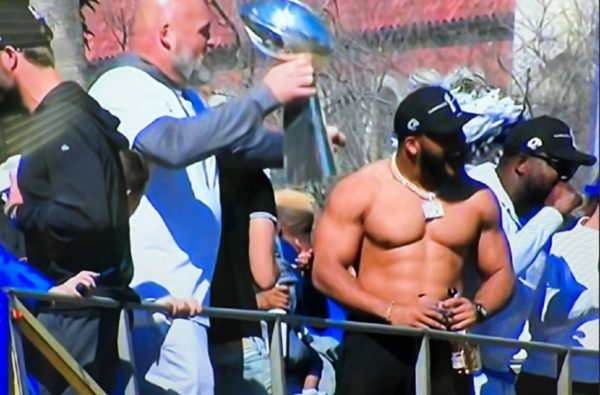 Aaron Donald without a shirt on